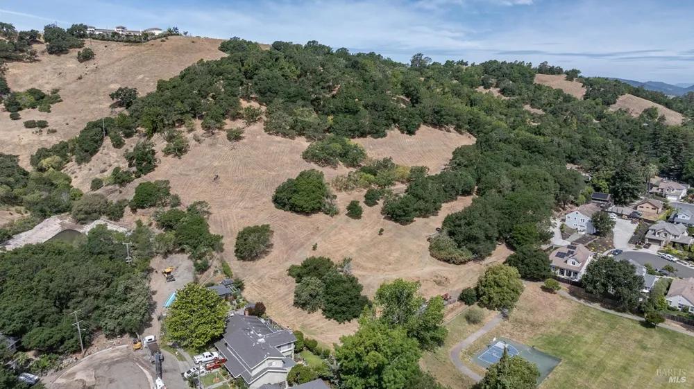 155 Riordan Lane Napa, CA 94558