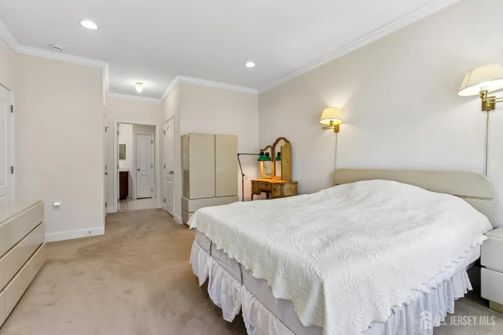 5326 Falston Circle Old Bridge, NJ 08857