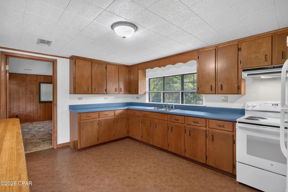 1229 Clearview Lane Graceville, FL 32440