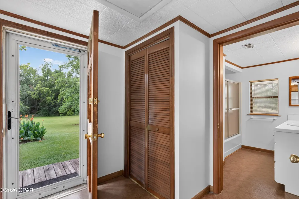 1229 Clearview Lane Graceville, FL 32440
