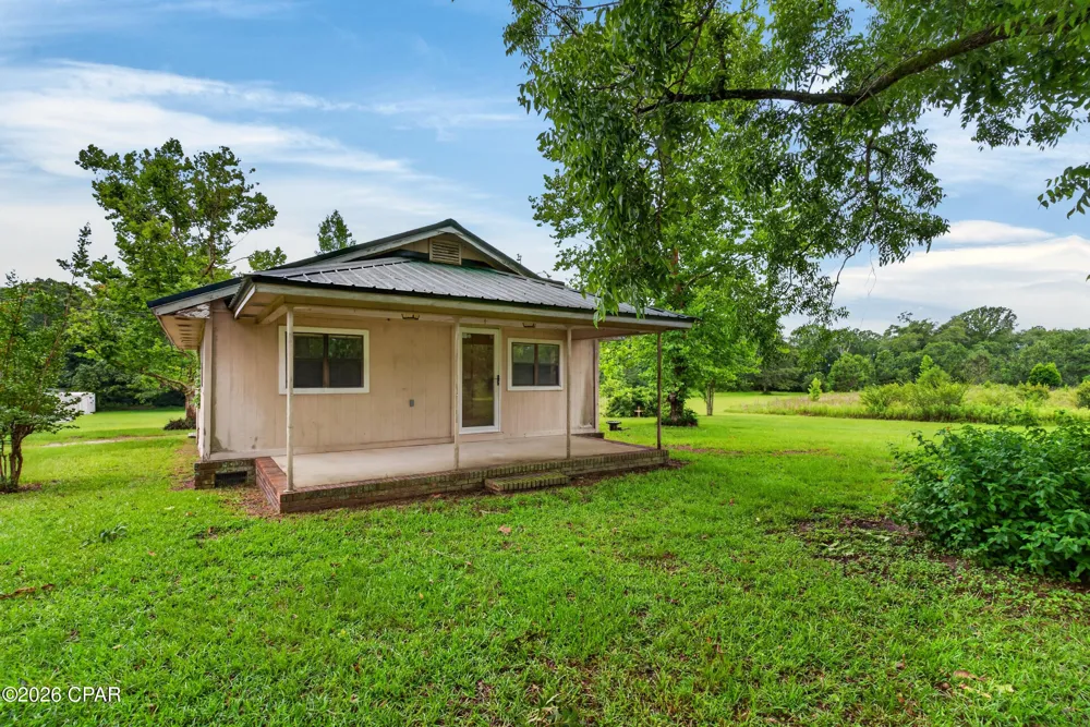 1229 Clearview Lane Graceville, FL 32440