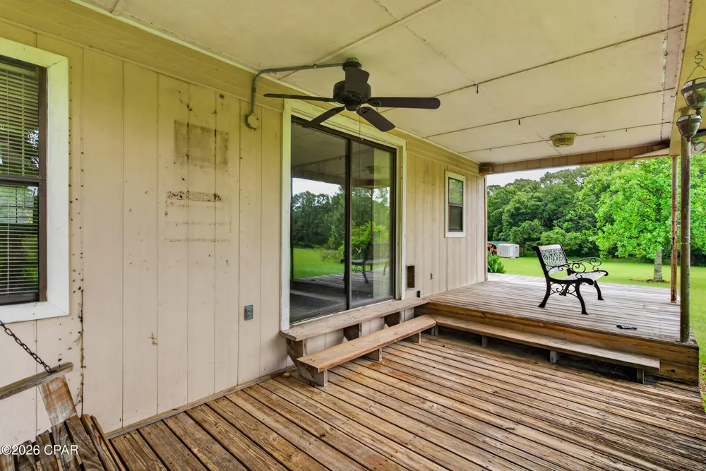 1229 Clearview Lane Graceville, FL 32440