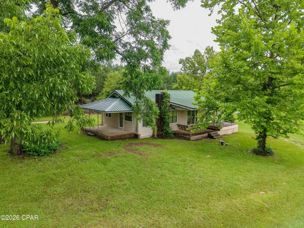 1229 Clearview Lane Graceville, FL 32440