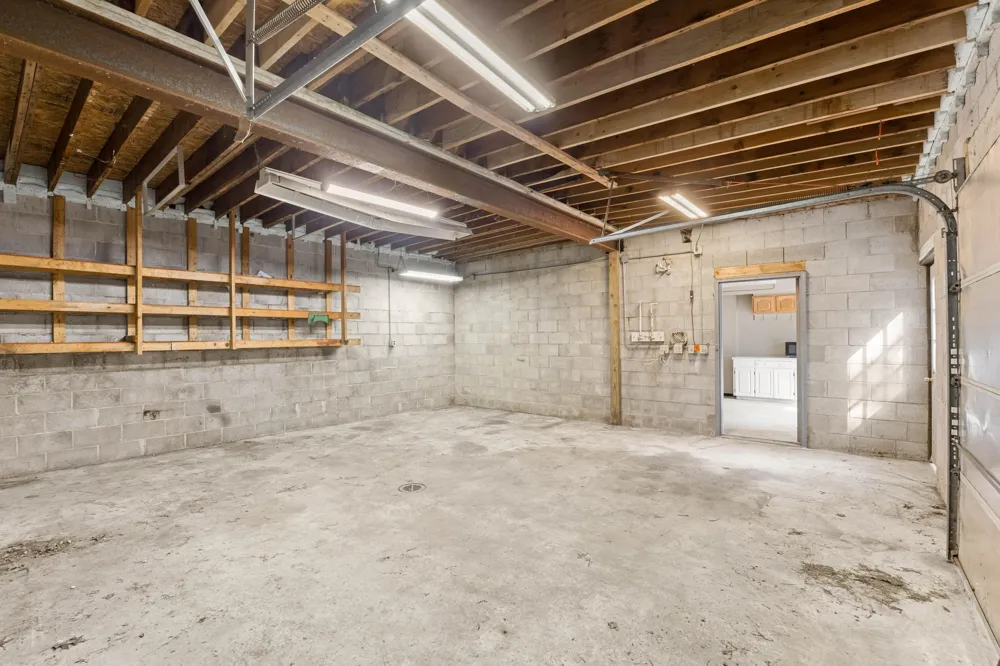 17097 Roosevelt Road Ferrysburg City, MI 49456