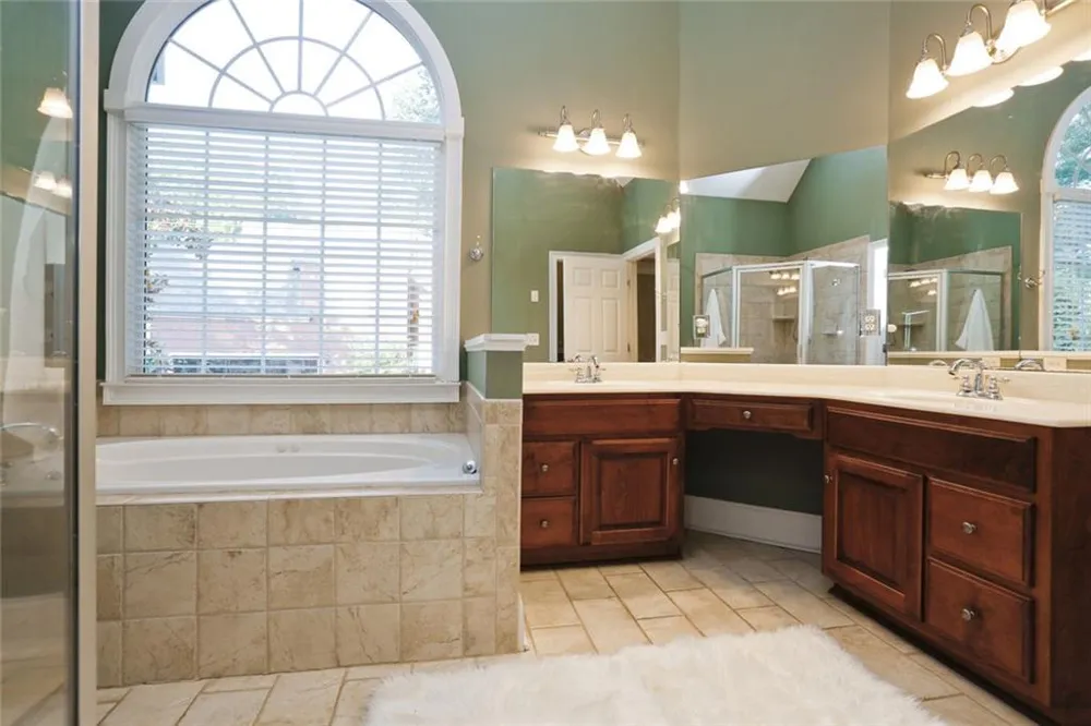 1251 Dials Plantation Drive Statham, GA 30666