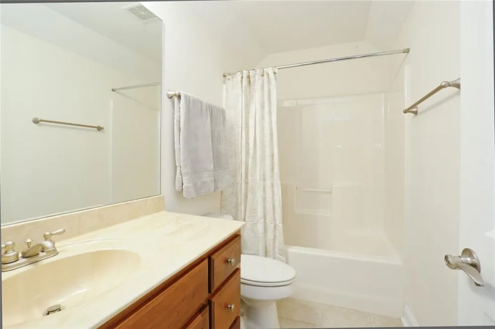 1251 Dials Plantation Drive Statham, GA 30666
