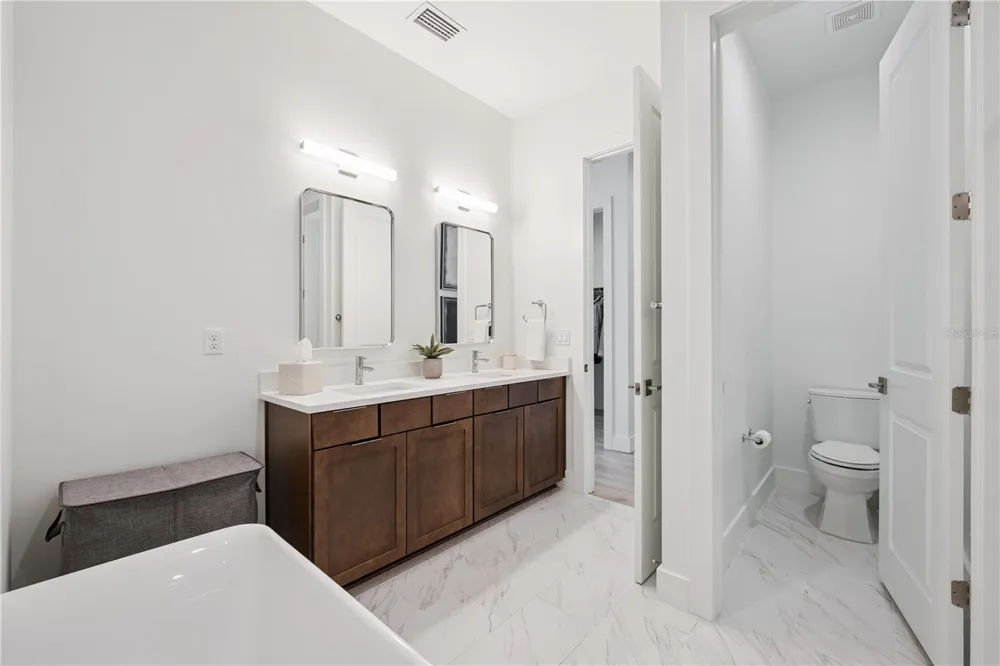 512 W SWOOPE AVENUE Winter Park, FL 32789