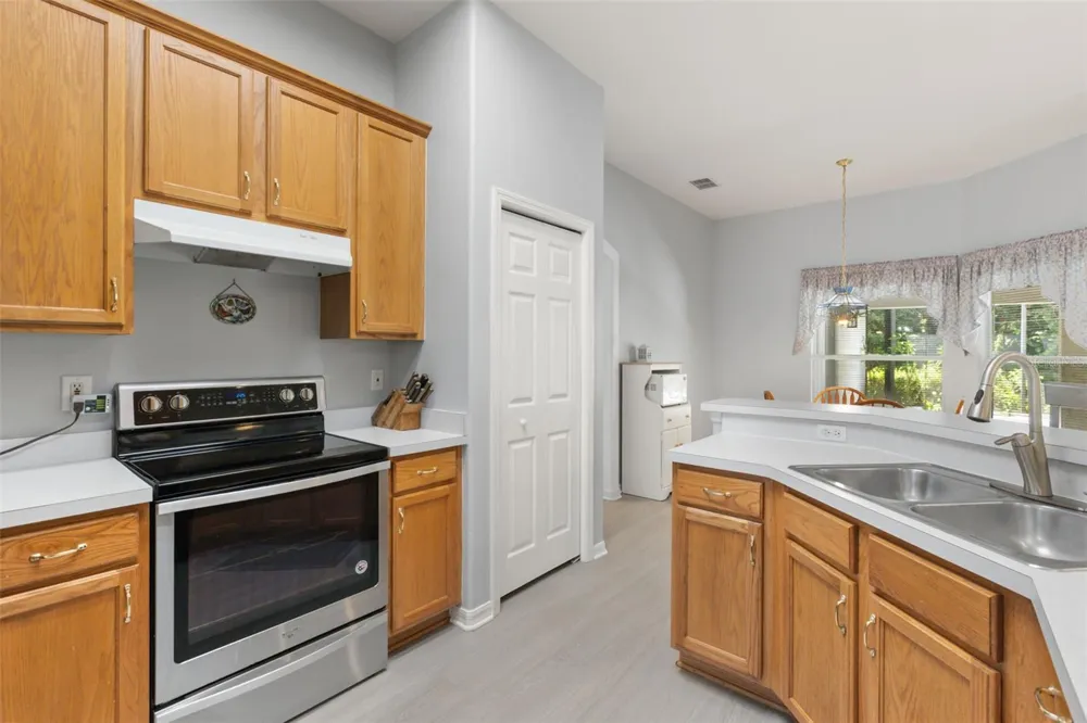 1420 MIRKWOOD COVE Oviedo, FL 32765