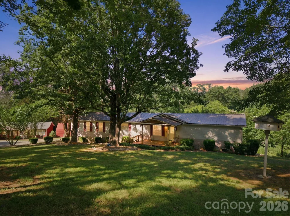 7511 Virginia Ridge Connelly Springs, NC 28612