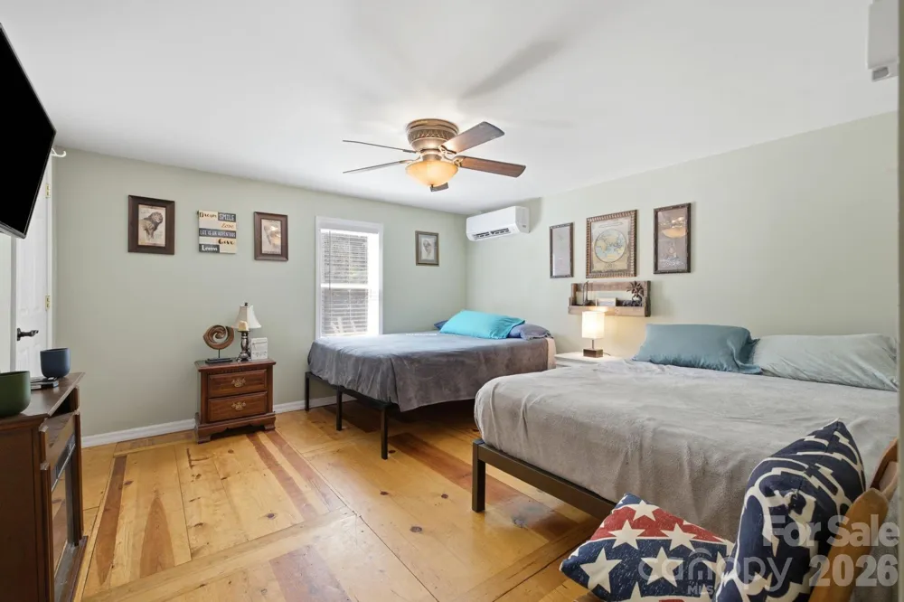 7511 Virginia Ridge Connelly Springs, NC 28612