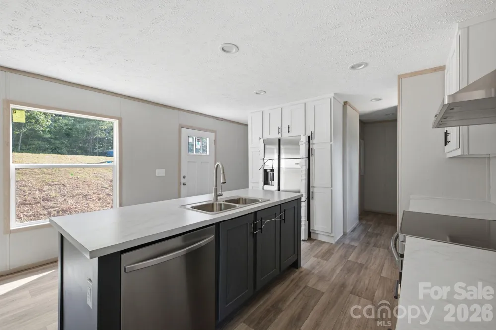 7499 Virginia Ridge Connelly Springs, NC 28612