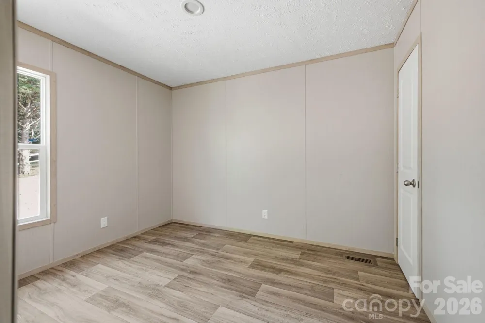 7499 Virginia Ridge Connelly Springs, NC 28612