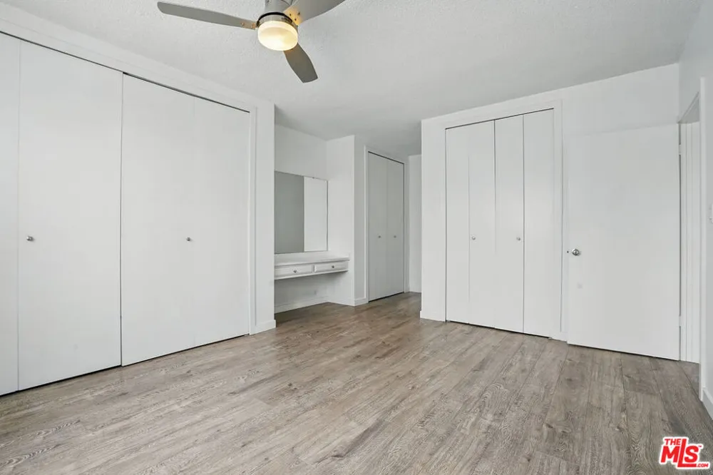 930 3rd Street #303 Santa Monica, CA 90403