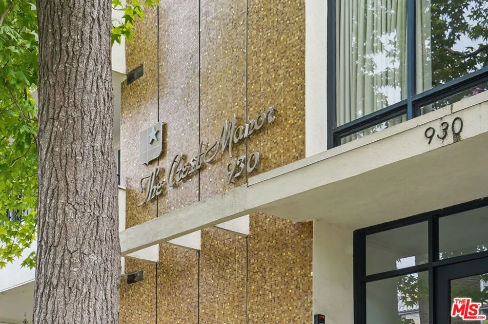 930 3rd Street #303 Santa Monica, CA 90403