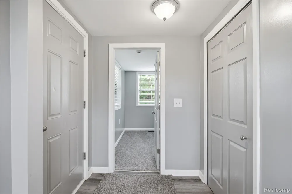 23060 Bernard Street #Upper Unit Taylor City, MI 48180
