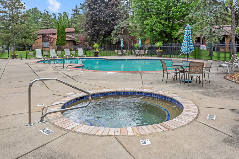 2260 Bordeaux Street West Bloomfield, MI 48323