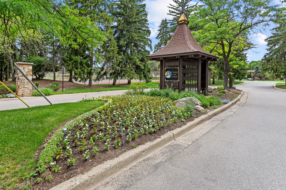 2260 Bordeaux Street West Bloomfield, MI 48323