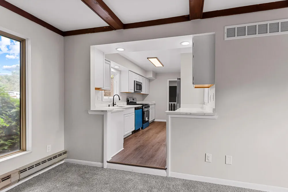 2260 Bordeaux Street West Bloomfield, MI 48323
