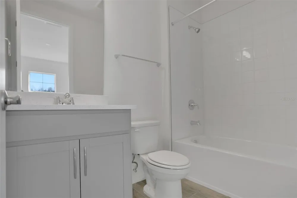 2371 JUNIPER BERRY DRIVE Minneola, FL 34715
