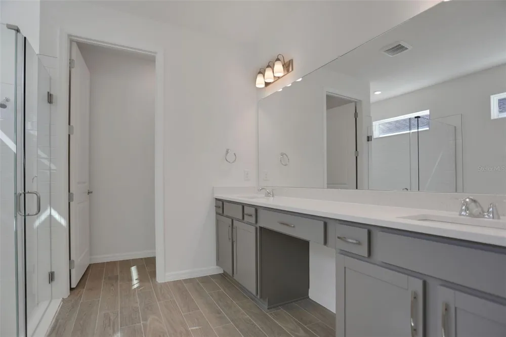 2371 JUNIPER BERRY DRIVE Minneola, FL 34715
