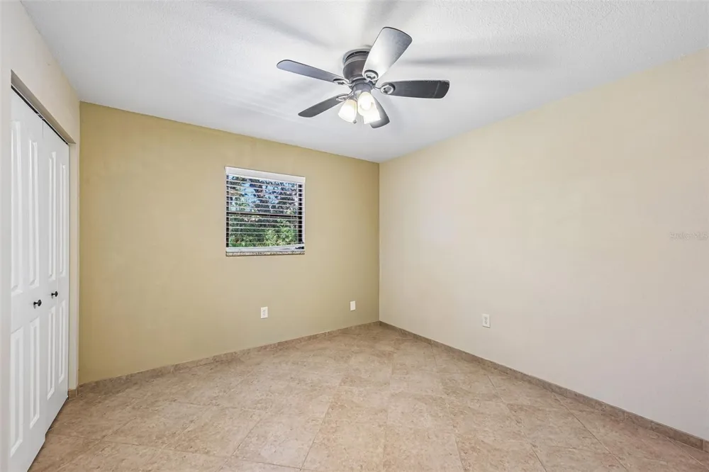 3304 SWAAN LANE Sarasota, FL 34235