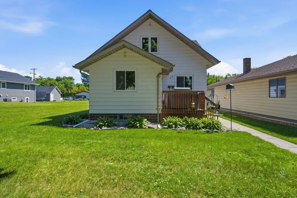 218 1st Street NE Clara City, MN 56222