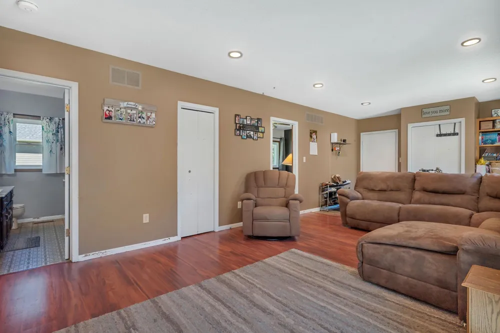 218 1st Street NE Clara City, MN 56222
