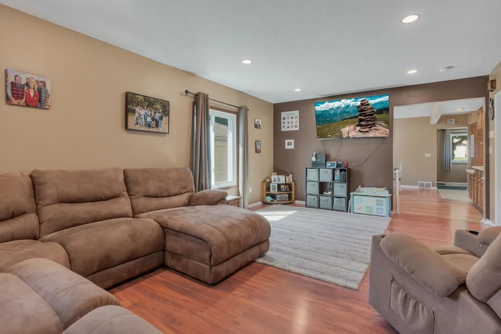 218 1st Street NE Clara City, MN 56222