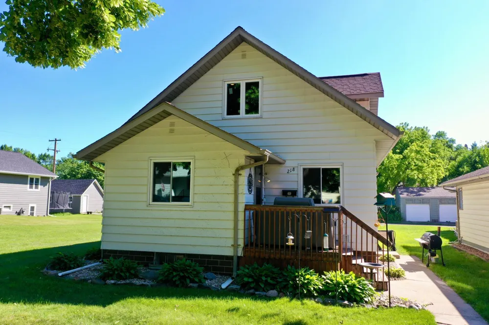 218 1st Street NE Clara City, MN 56222