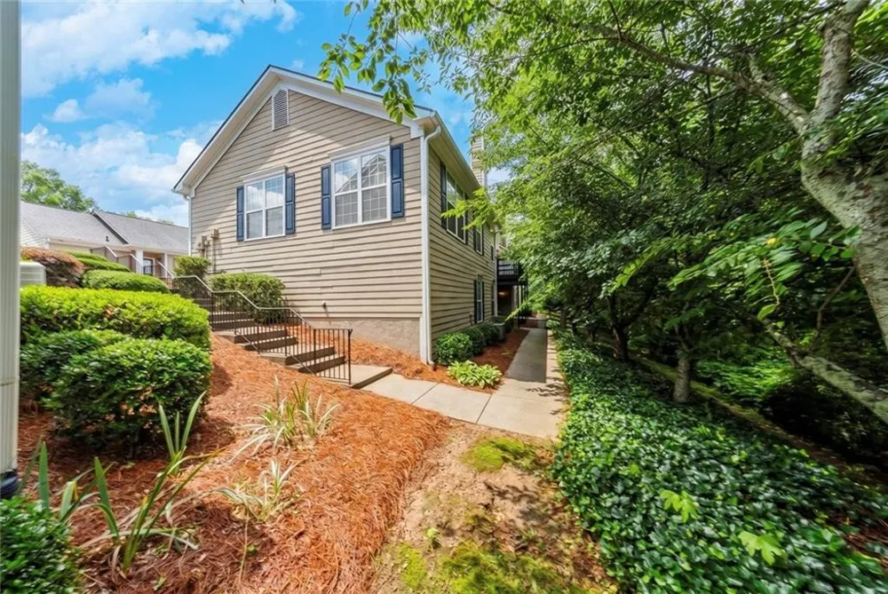 326 Camry Circle Dallas, GA 30157