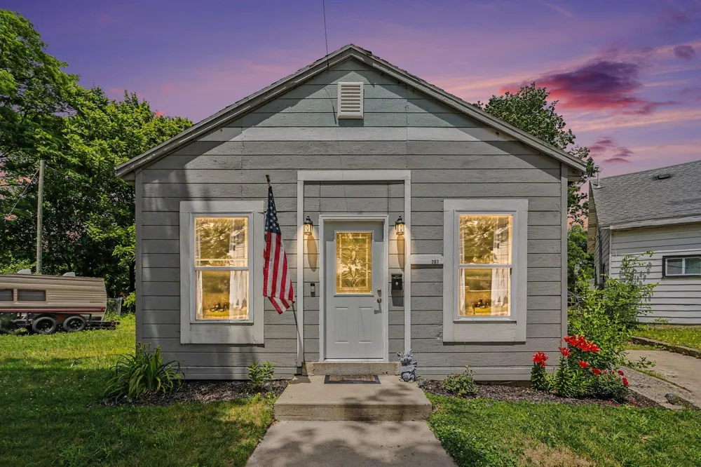 307 E Telegraph Street Dowagiac, MI 49047