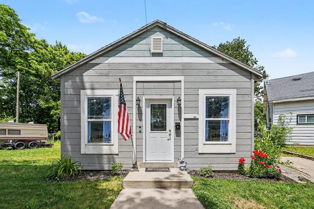 307 E Telegraph Street Dowagiac, MI 49047