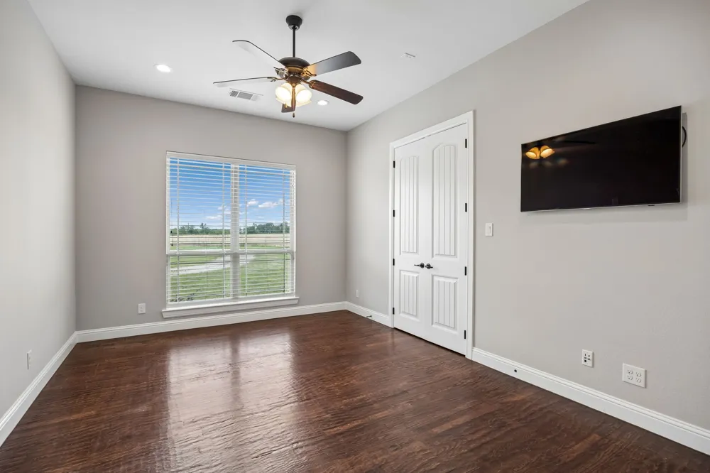 11190 County Road 309 Terrell, TX 75161