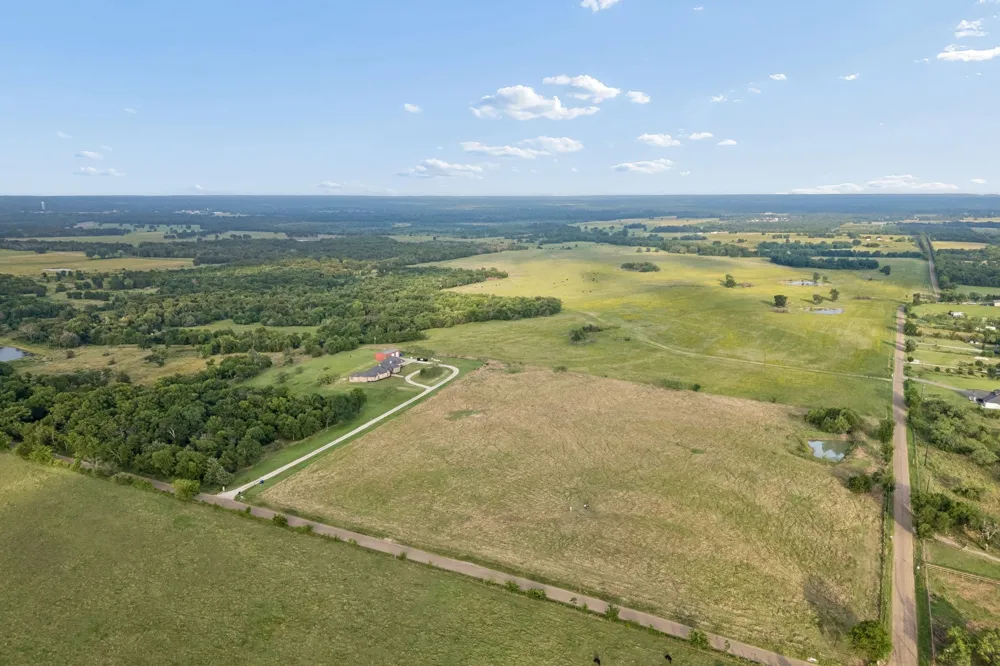 11190 County Road 309 Terrell, TX 75161