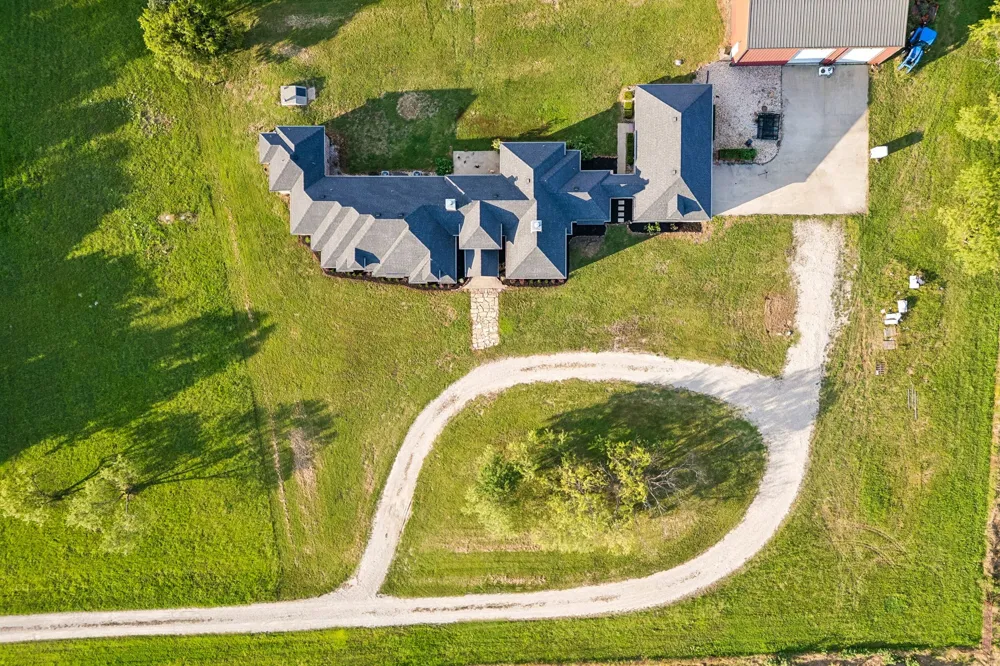 11190 County Road 309 Terrell, TX 75161
