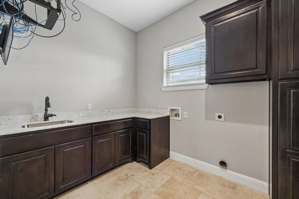 11190 County Road 309 Terrell, TX 75161