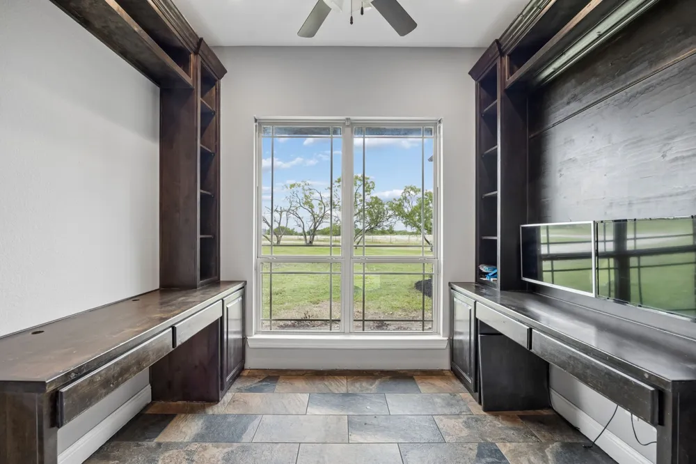 11190 County Road 309 Terrell, TX 75161