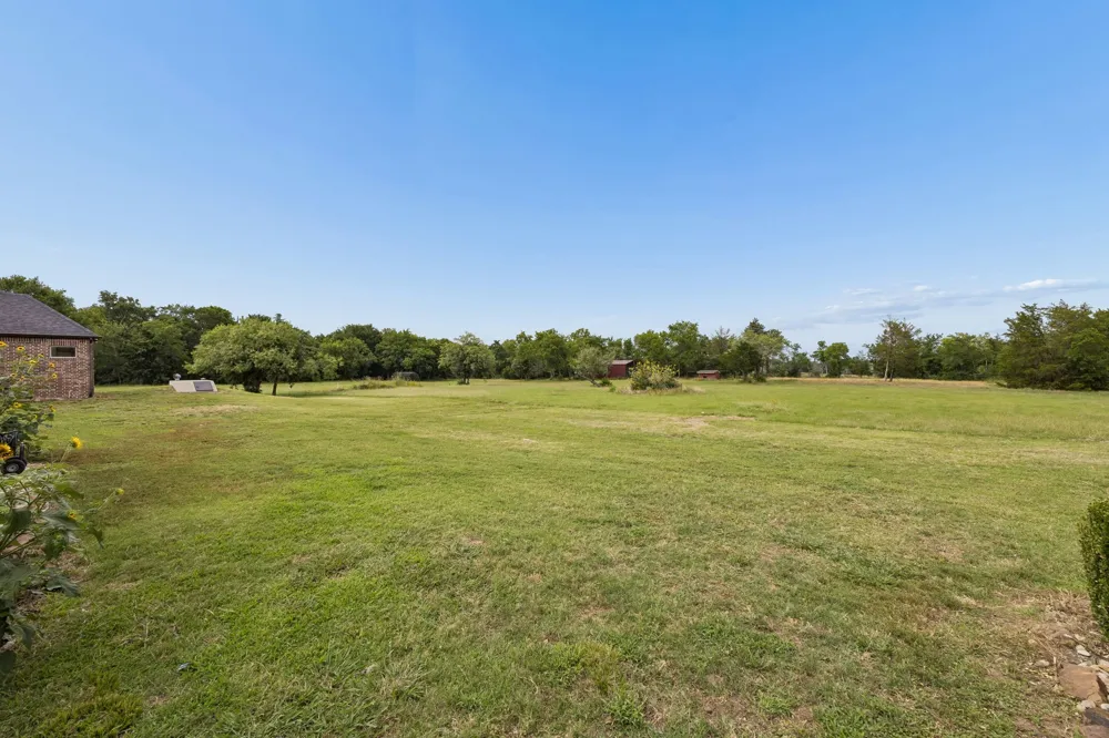 11190 County Road 309 Terrell, TX 75161