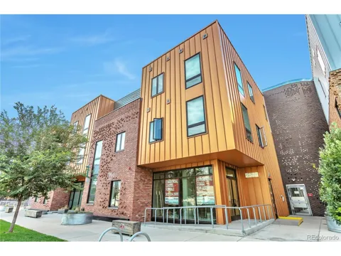 2550 Lawrence #RB307
