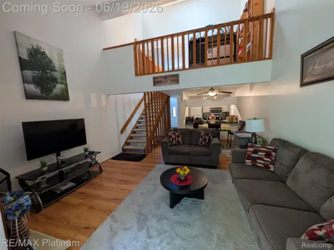 2085 Fox Hollow Drive