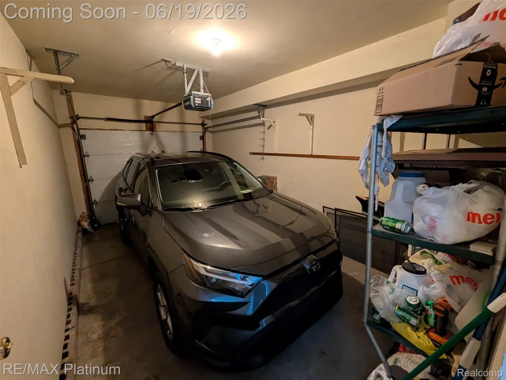 2085 Fox Hollow Drive Meridian Charter Township, MI 48864