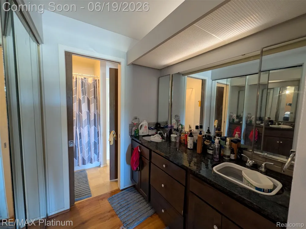 2085 Fox Hollow Drive Meridian Charter Township, MI 48864