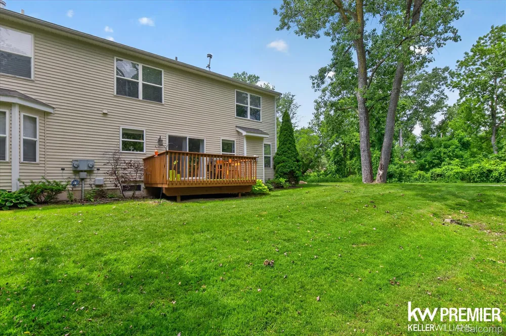 551 Indian Oaks Drive Howell City, MI 48843