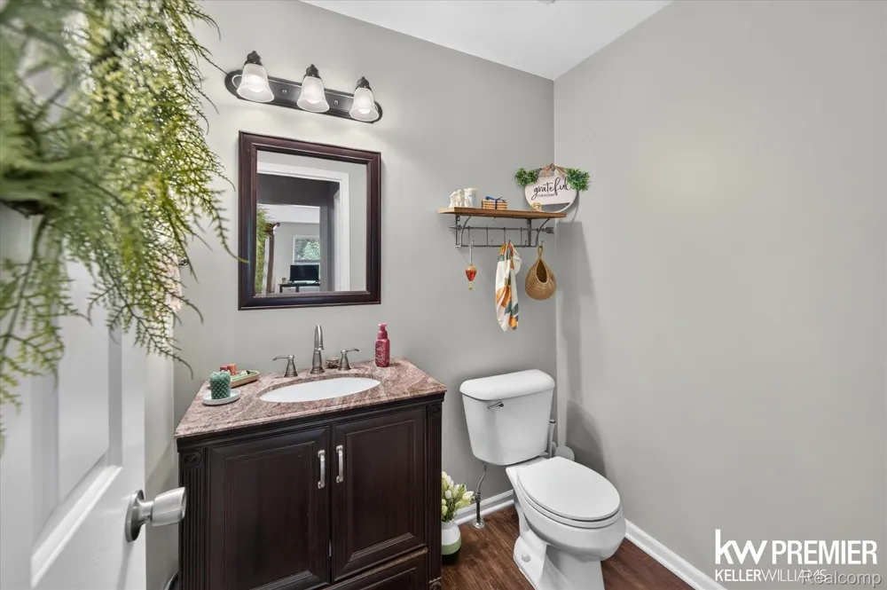 551 Indian Oaks Drive Howell City, MI 48843