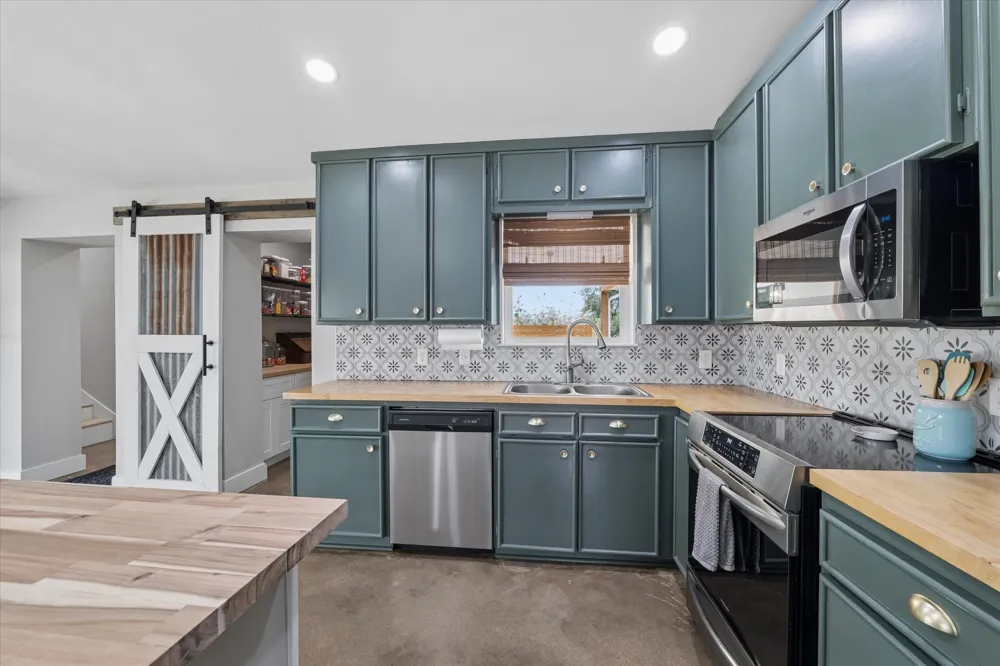286 Benevolence Way China Spring, TX 76633