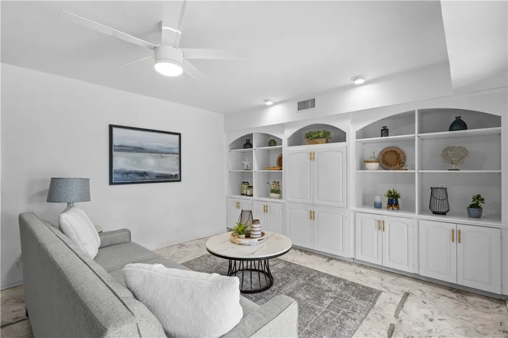 1010 Karnak Drive Corpus Christi, TX 78412