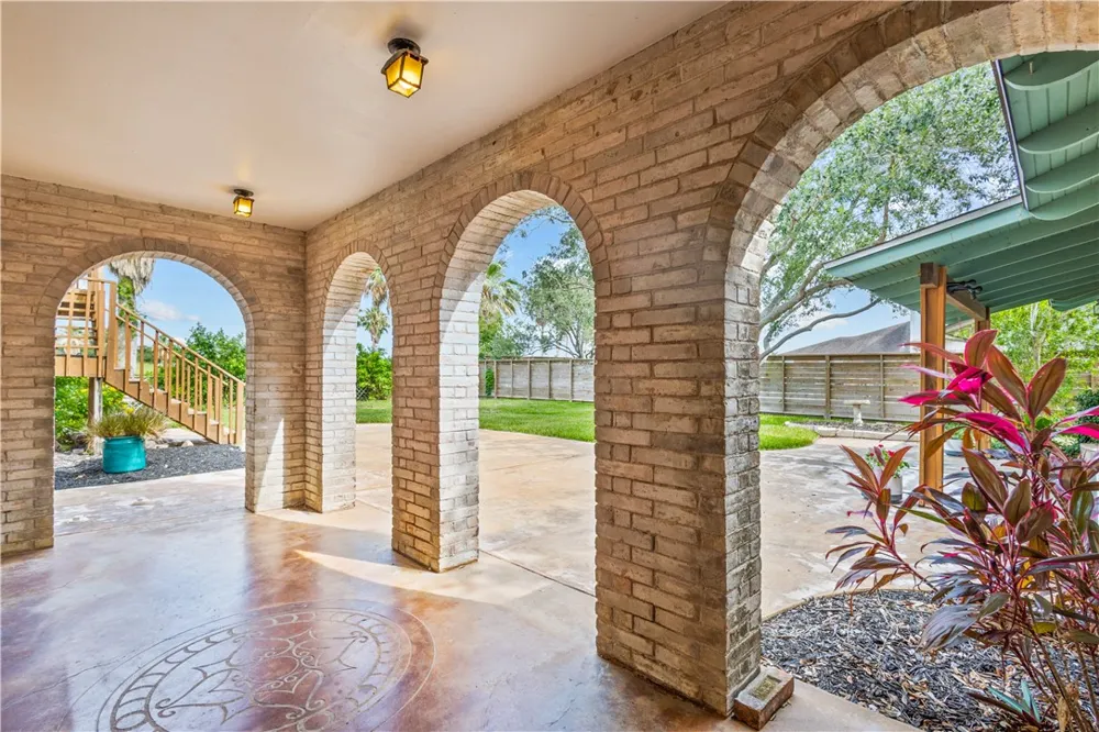 1010 Karnak Drive Corpus Christi, TX 78412