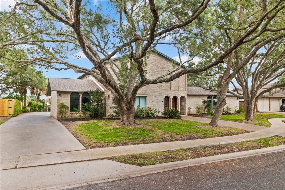 1010 Karnak Drive Corpus Christi, TX 78412