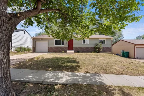 4011 E Pikes Peak Avenue