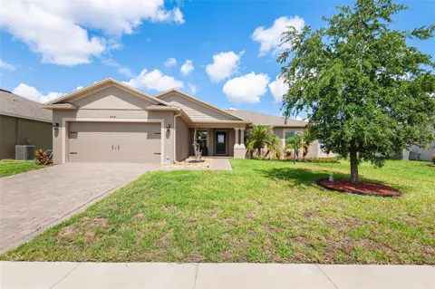 444 LAKE VIEW WAY